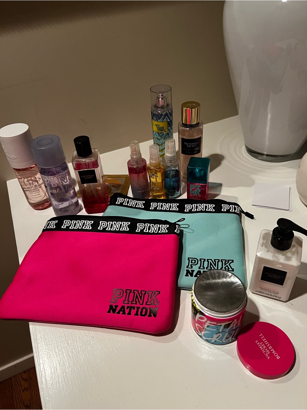 PINK Victoria's Secret Hot Pink & Mint plastic lined Cosmetic Pouches/products
